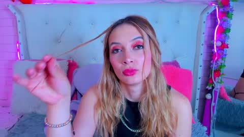 Snapshot of melissa_walker_ chatting on February 2025 06:42:02 PM Meli online show from February 2025 06:42:02 PM