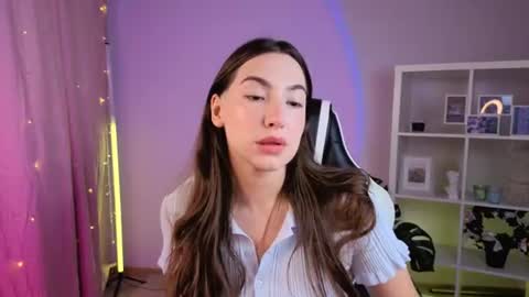 Snapshot of melissacharm_ chatting on June 2026 03:05:01 AM Melissa online show from June 2026 03:05:01 AM