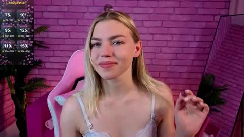 Snapshot of melissachristal chatting on October 2025 01:17:02 AM melissachristal online show from October 2025 01:17:02 AM