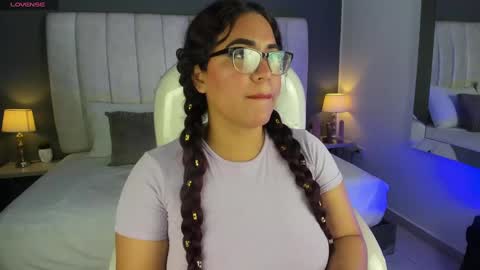 M E L I S S A  online show from January 2025 12:05:01 PM