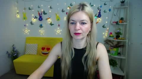 Snapshot of melissatylerbb chatting on April 2026 05:12:02 AM Melissa online show from April 2026 05:12:02 AM