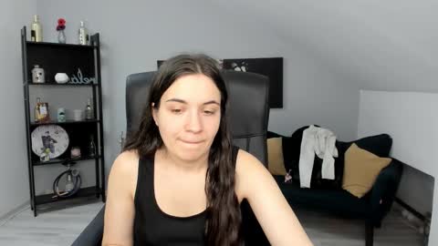 melissawiliam online show from November 2025 12:15:02 PM