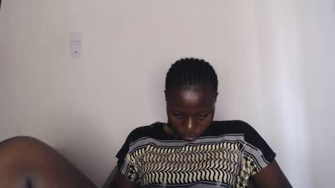 Snapshot of mellanin_pretty_ chatting on December 2024 05:50:02 AM . online show from December 2024 05:50:02 AM