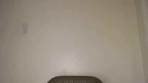 Snapshot of mellanin_pretty_ chatting on December 2024 01:43:01 AM . online show from December 2024 01:43:01 AM