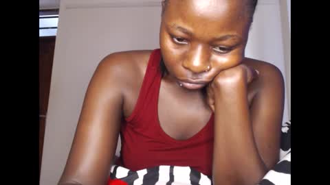 Snapshot of mellanin_pretty_ chatting on February 2025 04:46:02 AM . online show from February 2025 04:46:02 AM