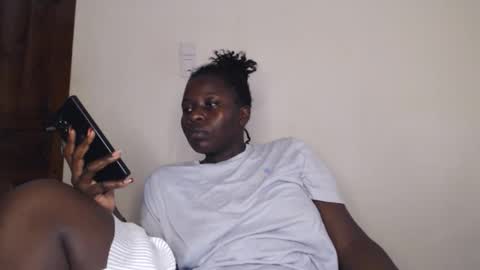 Snapshot of mellanin_pretty_ chatting on March 2026 08:36:01 AM . online show from March 2026 08:36:01 AM