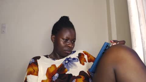 Snapshot of mellanin_pretty_ chatting on April 2026 04:57:01 AM . online show from April 2026 04:57:01 AM