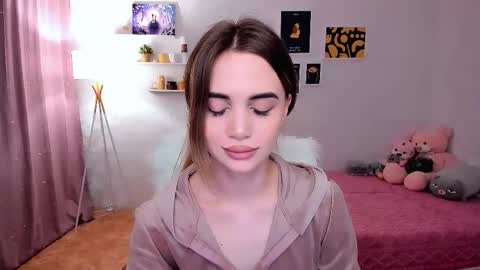 Snapshot of mellifluoustess chatting on February 2025 09:27:02 PM Tessa online show from February 2025 09:27:02 PM