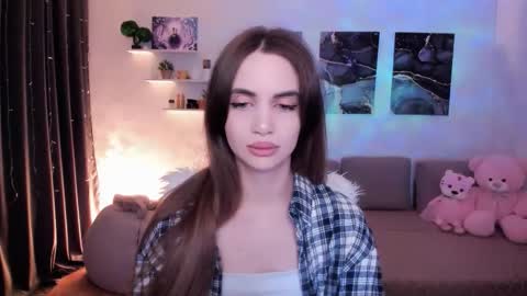 Snapshot of mellifluoustess chatting on October 2025 03:18:02 AM Tessa online show from October 2025 03:18:02 AM