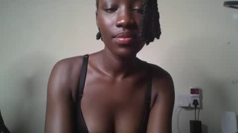 mellisagal online show from January 2026 06:44:02 PM