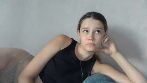 Snapshot of mellisamaxwell chatting on June 2026 09:32:02 AM Mellisa online show from June 2026 09:32:02 AM