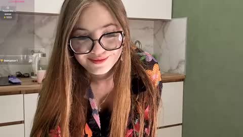 Snapshot of melliscute chatting on April 2026 07:45:01 PM melliscute online show from April 2026 07:45:01 PM