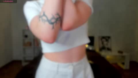 Snapshot of mellliissadrream chatting on March 2026 01:33:01 AM mellliissadrream online show from March 2026 01:33:01 AM