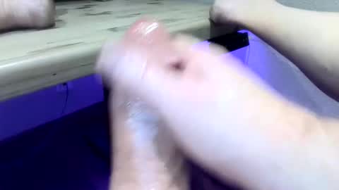 mellomike online show from February 2025 12:03:01 AM