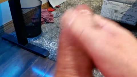 Snapshot of mellomike chatting on May 2026 04:59:01 PM mellomike online show from May 2026 04:59:01 PM