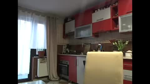 Melly online show from February 2025 07:37:02 AM