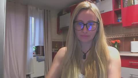 Melly online show from February 2026 09:02:01 AM