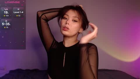 Mel online show from December 2024 11:07:02 AM