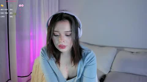 Mel online show from November 2025 03:23:02 PM