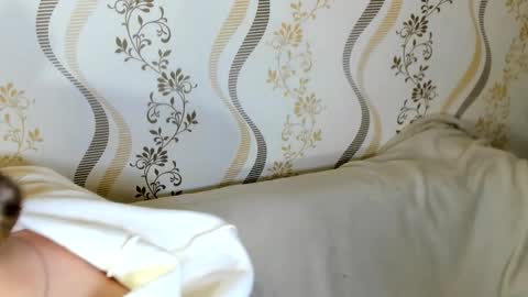 MelMooon online show from October 2025 08:20:02 PM