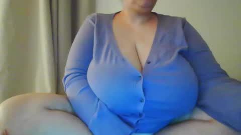 melobigboobs online show from January 2025 10:08:02 PM