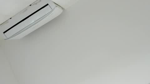 Snapshot of melodi_20 chatting on April 2026 12:00:02 PM Melodi online show from April 2026 12:00:02 PM