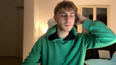 Snapshot of melodicass chatting on January 2025 12:20:01 AM Melodicass online show from January 2025 12:20:01 AM