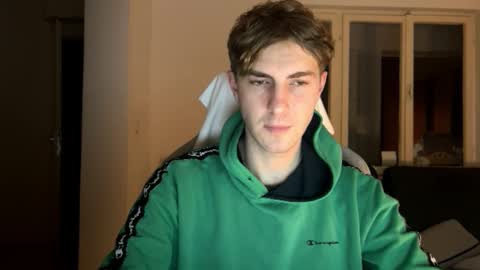 Snapshot of melodicass chatting on January 2025 03:20:01 AM Melodicass online show from January 2025 03:20:01 AM