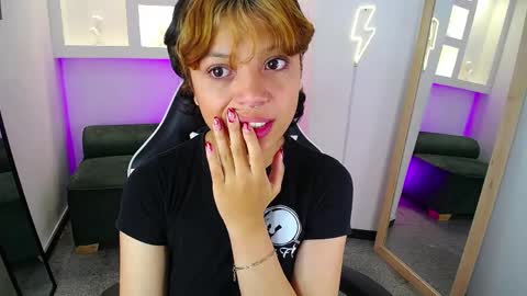 melody701583as online show from April 2026 12:38:01 PM