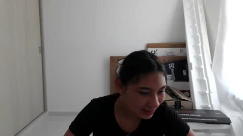 Melody  online show from December 2025 03:53:01 PM