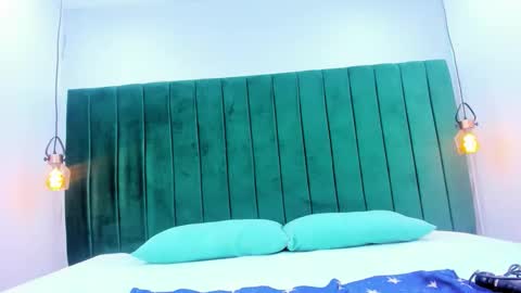 melody_kener online show from December 2025 08:50:02 PM