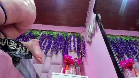 Snapshot of melody_klum chatting on January 2025 09:25:02 AM Melody online show from January 2025 09:25:02 AM