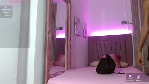 Snapshot of melody_mercy chatting on February 2025 12:06:02 PM melody_mercy online show from February 2025 12:06:02 PM