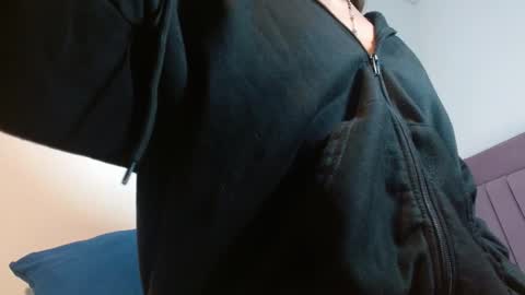 Snapshot of melody_mercy chatting on March 2025 03:05:02 PM melody_mercy online show from March 2025 03:05:02 PM