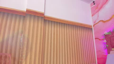 Mixie online show from November 2025 10:48:01 AM