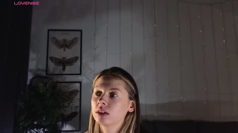 Snapshot of melodykey_x chatting on February 2025 04:58:01 PM melody  online show from February 2025 04:58:01 PM