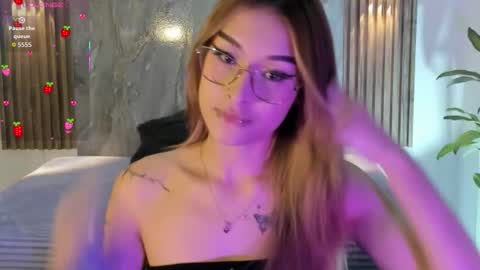 Snapshot of melodylanee chatting on November 2025 10:58:01 AM melodylanee online show from November 2025 10:58:01 AM