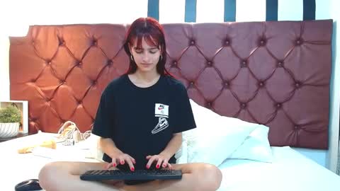 Snapshot of melodymansson chatting on March 2025 05:06:02 PM Luisa Castro online show from March 2025 05:06:02 PM