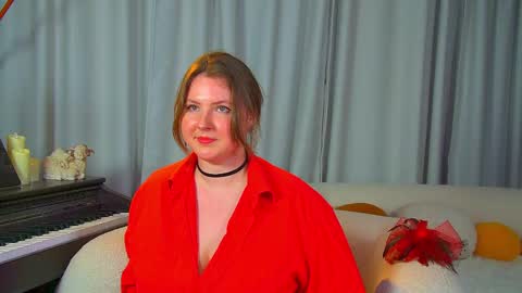 Snapshot of melodymoores chatting on March 2026 12:44:02 PM Melody online show from March 2026 12:44:02 PM