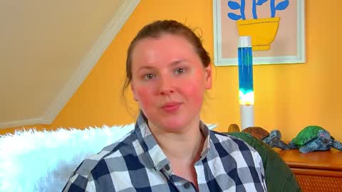 Snapshot of melodymoores chatting on April 2026 07:31:01 AM Melody online show from April 2026 07:31:01 AM