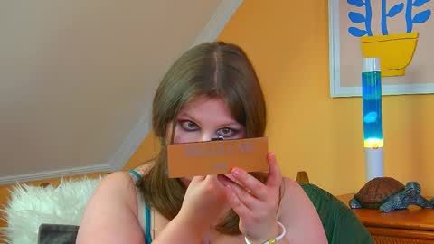 Snapshot of melodymoores chatting on April 2026 01:41:01 PM Melody online show from April 2026 01:41:01 PM