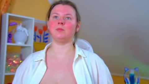 Snapshot of melodymoores chatting on April 2026 06:35:02 AM Melody online show from April 2026 06:35:02 AM