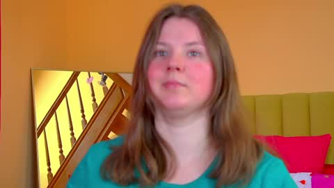 Snapshot of melodymoores chatting on April 2026 06:38:01 AM Melody online show from April 2026 06:38:01 AM