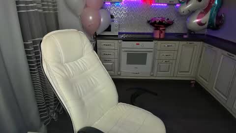 Kaylie online show from January 2025 06:42:02 AM