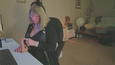 Melody online show from December 2025 07:58:02 AM