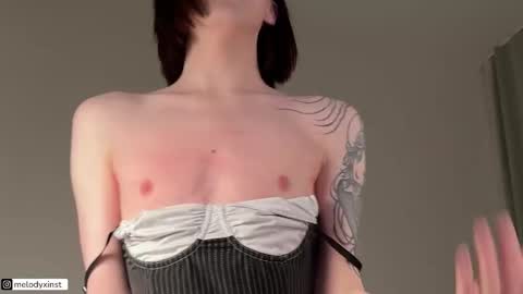 Melody 3 -   online show from November 2025 07:20:01 AM