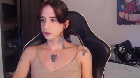 Snapshot of mely_roussex chatting on March 2025 11:29:02 AM mely online show from March 2025 11:29:02 AM