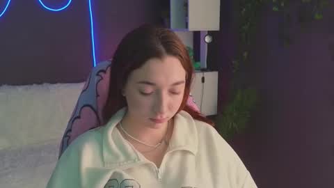 Mencialo online show from September 2025 02:13:02 AM