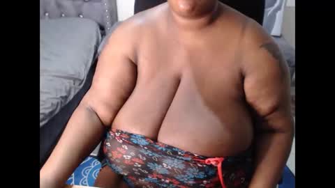 bigboobsass online show from November 2025 06:52:02 PM