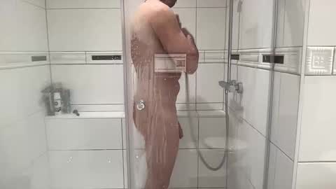 Snapshot of mensfantasy_bwc chatting on October 2025 06:52:01 PM Hannes online show from October 2025 06:52:01 PM